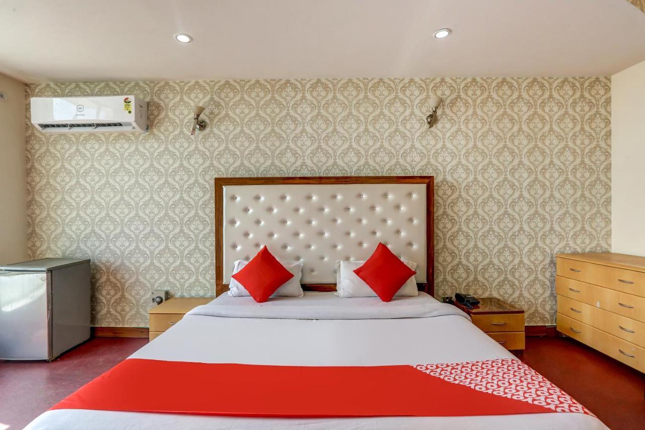 OYO 71042 Sahara Estate Gorakhpur Exterior foto